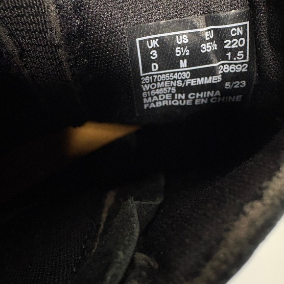 Clarks‎ Caroline Orchid Women's 5.5M Leather Ankle Boots Comfort Ruched Zip - Picture 8 of 8